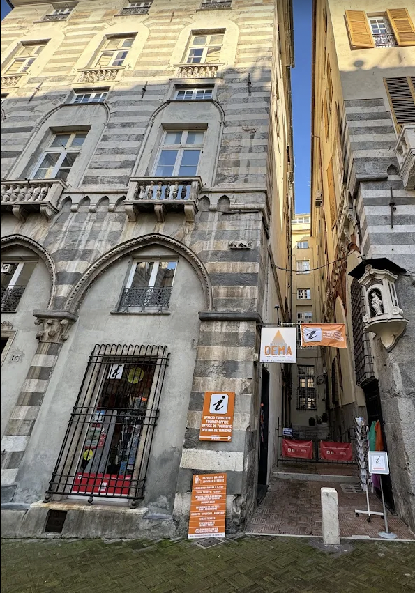 Deposito Bagagli a Genova – Centro Città
